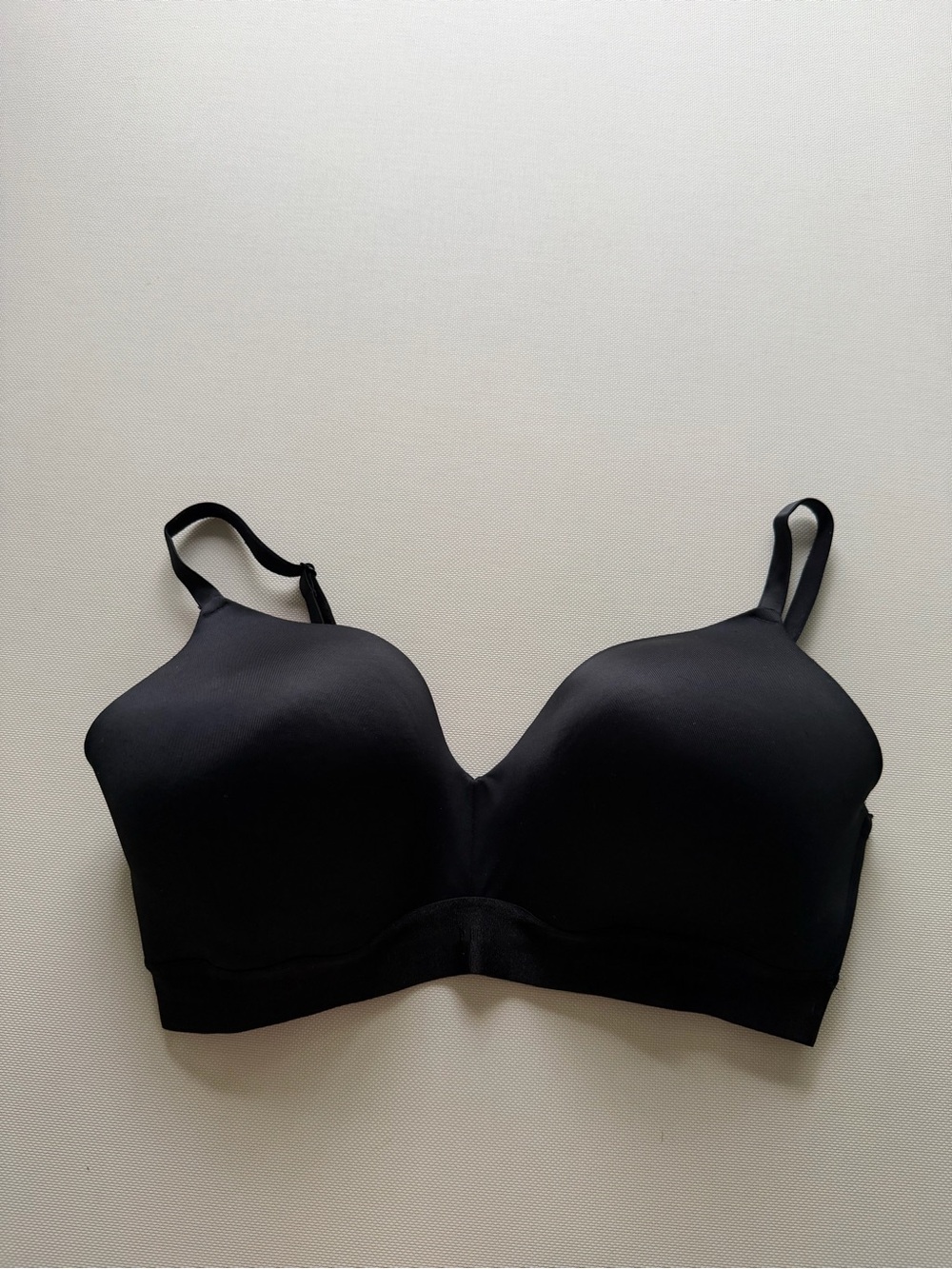 Victoria's Secret Black Smooth Moulded Bra